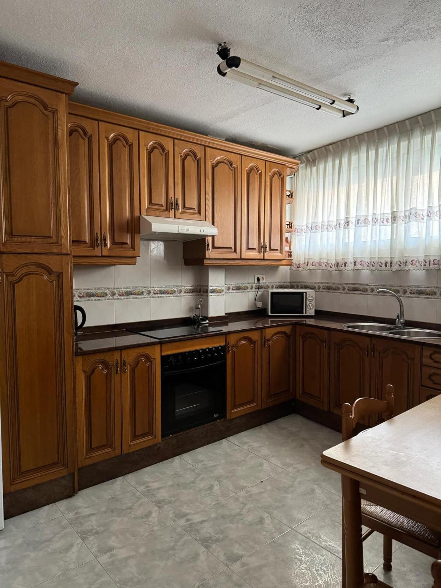 Between Sea And Party, Ranchos, Levante First Line, Terraced Apartment, Self Check-in, Free Parking Benidorm